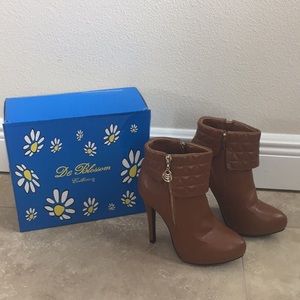 De Blossom Collection🌺